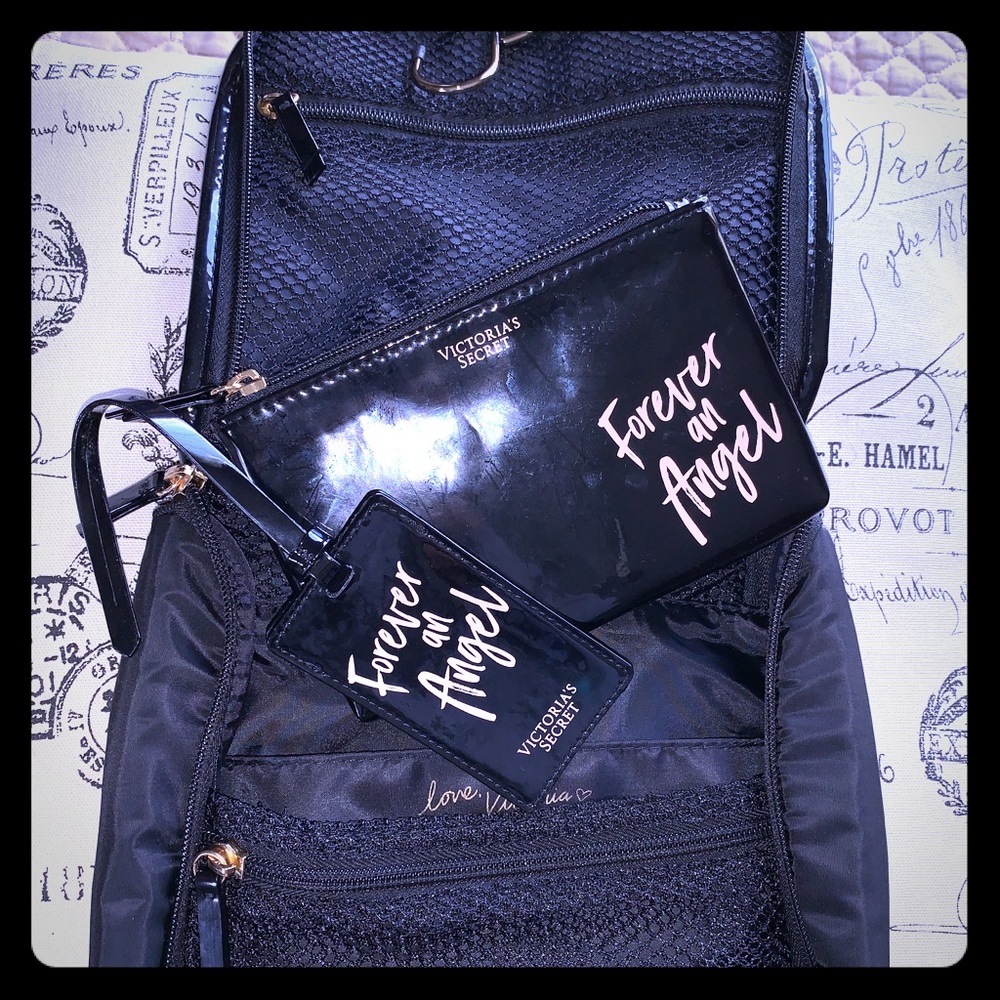 Victoria’s Secret Forever An Angel Travel Kit/Bag